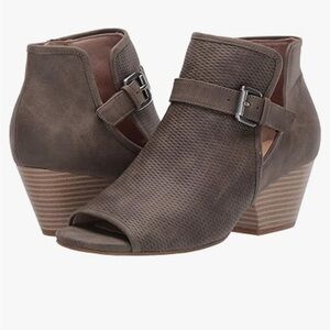 SOUL Naturalizer Brown Peep-Toe Ankle Boots
